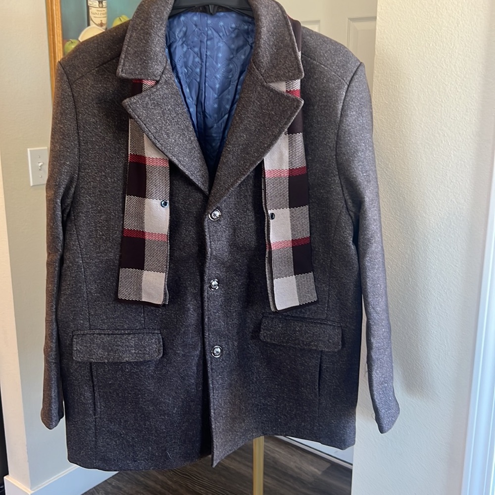 Host Pick 👌🏼Men’s Wool Coat Heather Brown With scarf 🧣 Blue quilted interior XL